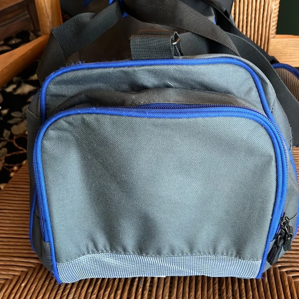 C9 by Champion Gym Duffle Travel Bag Grey Royal Blue Trim 17”x 11” x 10” unisex